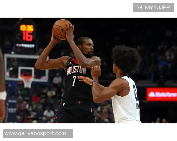 杜兰特赞奥科吉全力以赴的态度为攻防表现带来显著回报